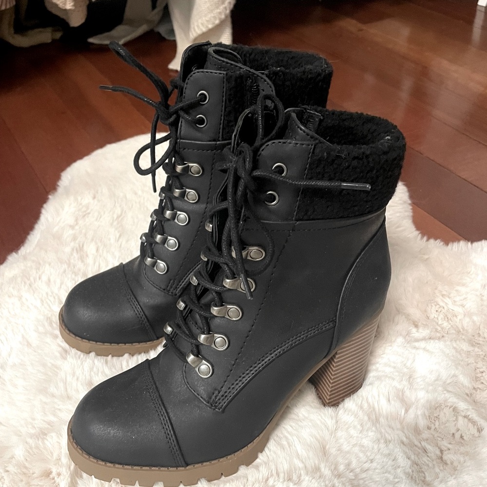 Black lace up boots